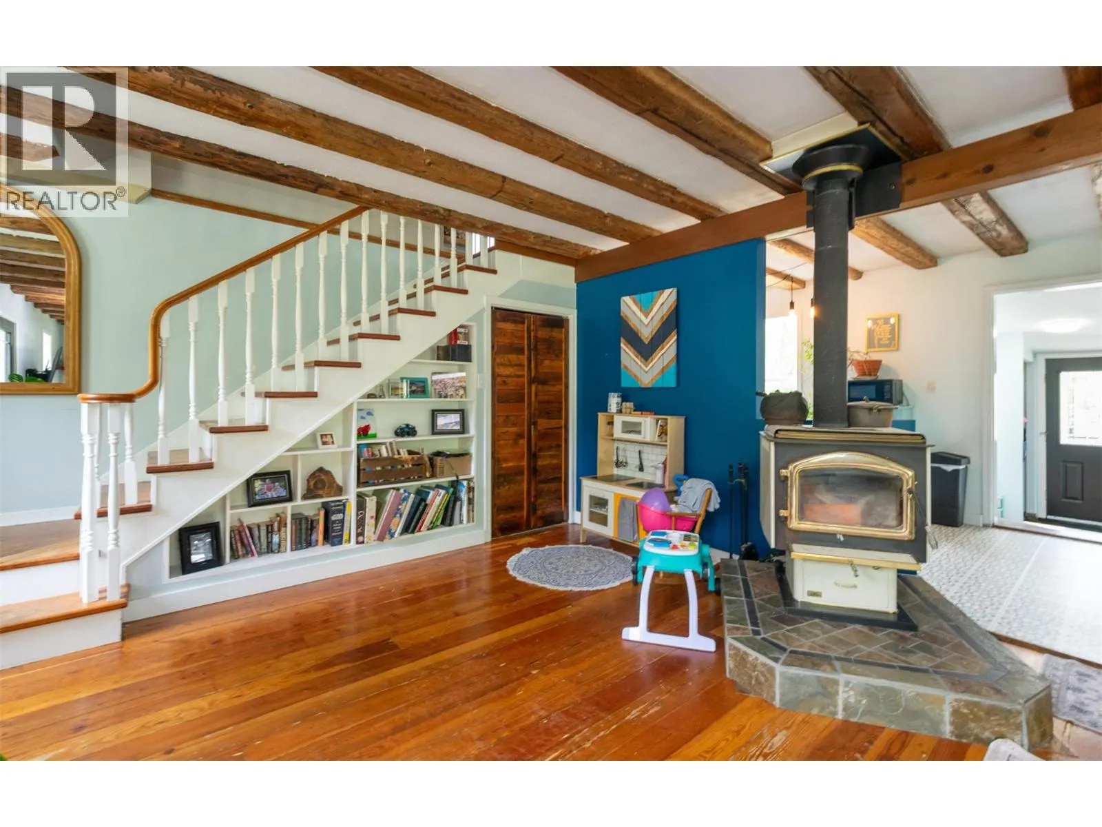 2904 Enderby Mabel Lake Road