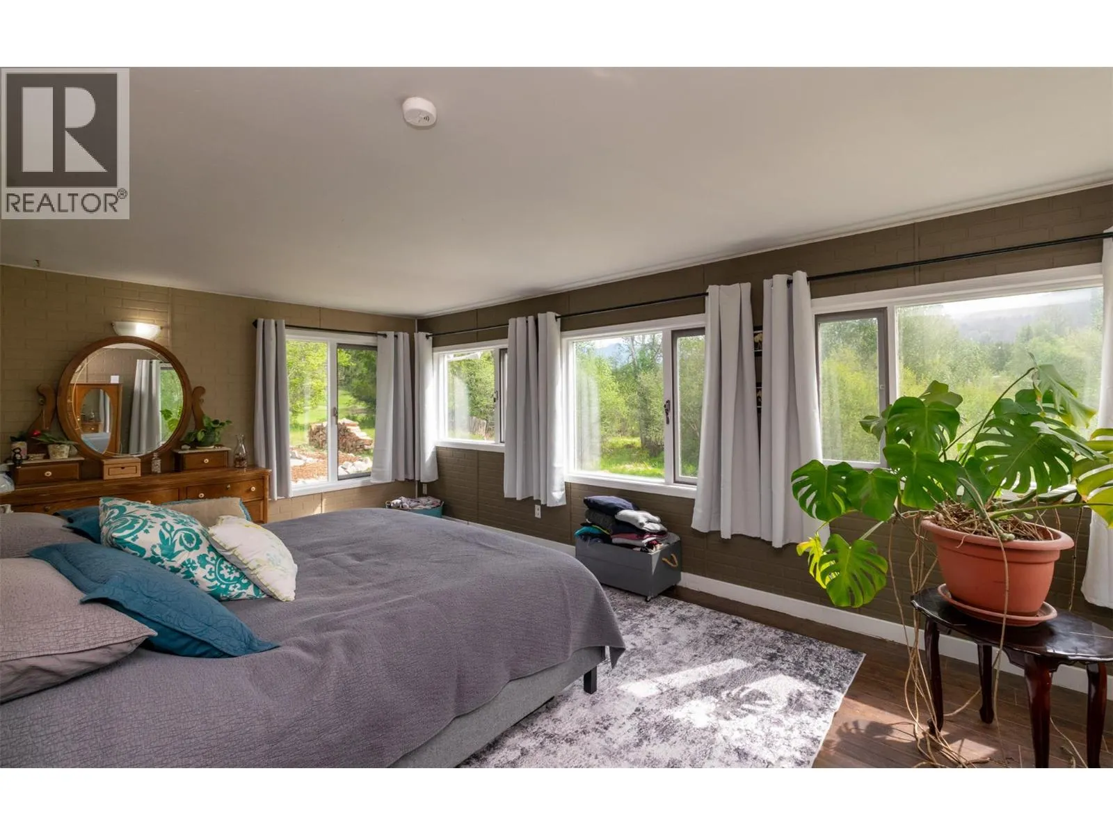 2904 Enderby Mabel Lake Road