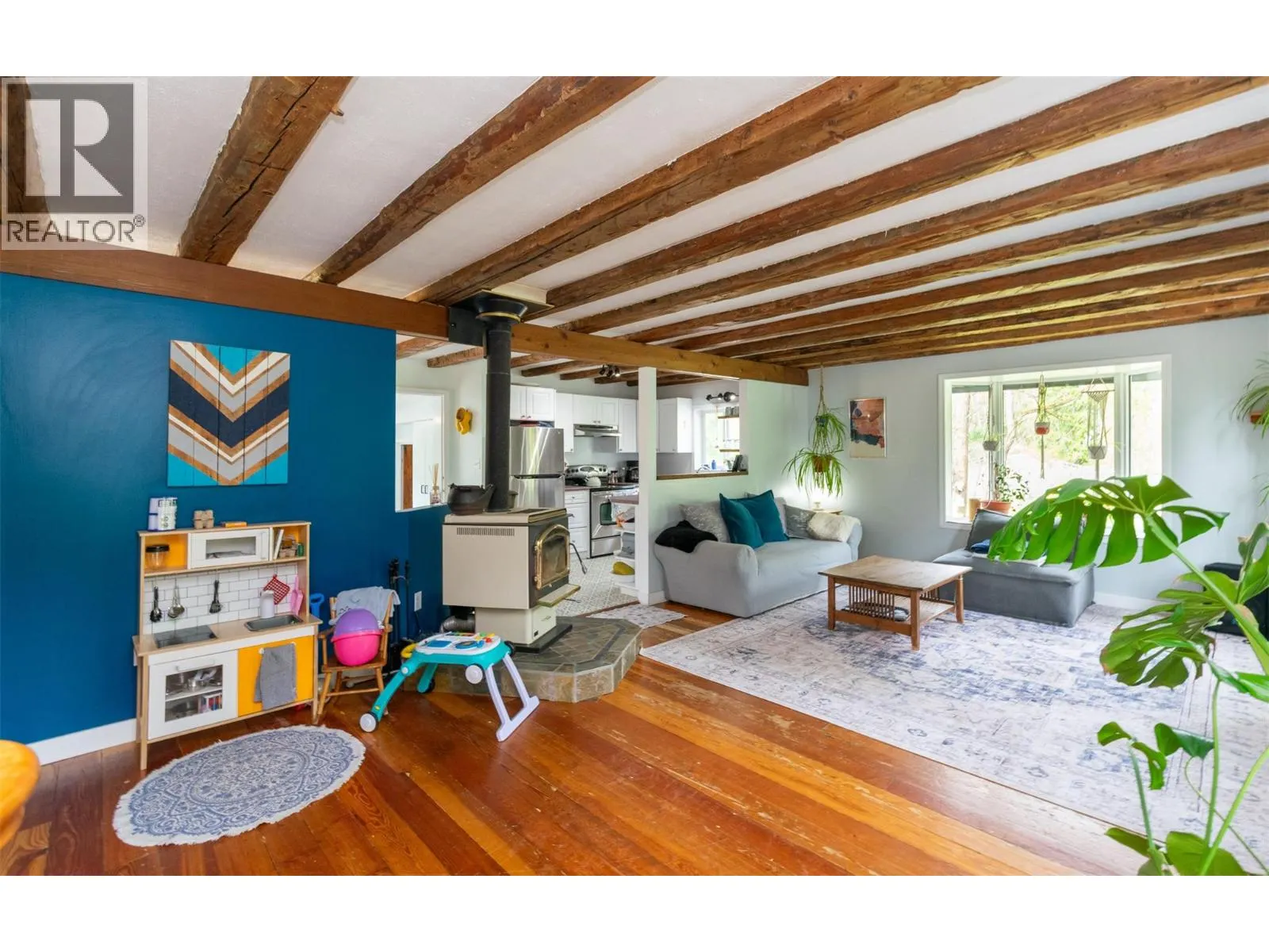 2904 Enderby Mabel Lake Road