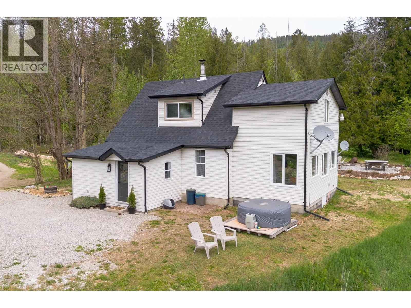 2904 Enderby Mabel Lake Road