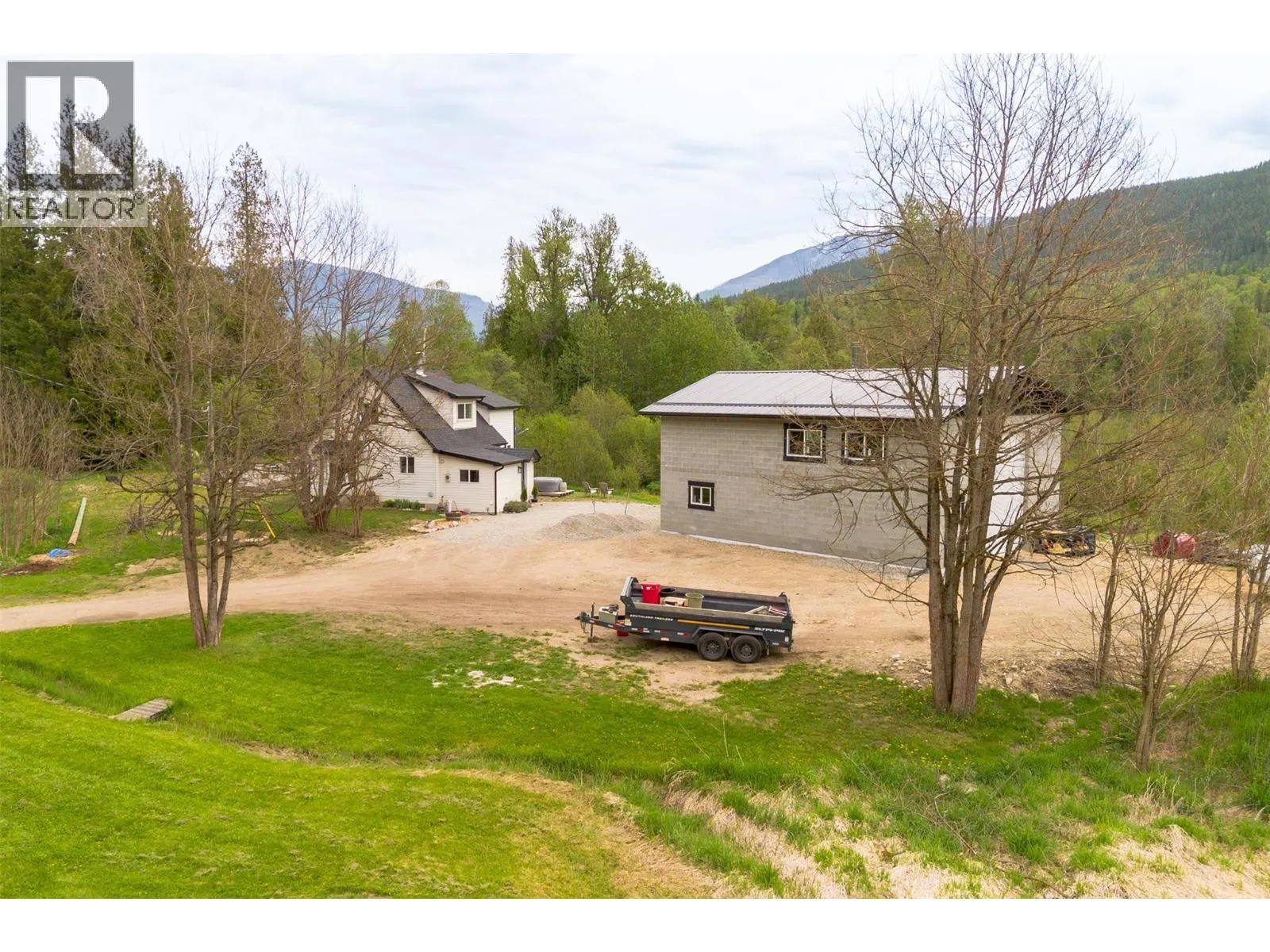2904 Enderby Mabel Lake Road