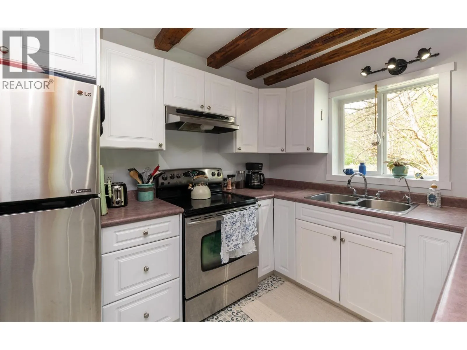 2904 Enderby Mabel Lake Road