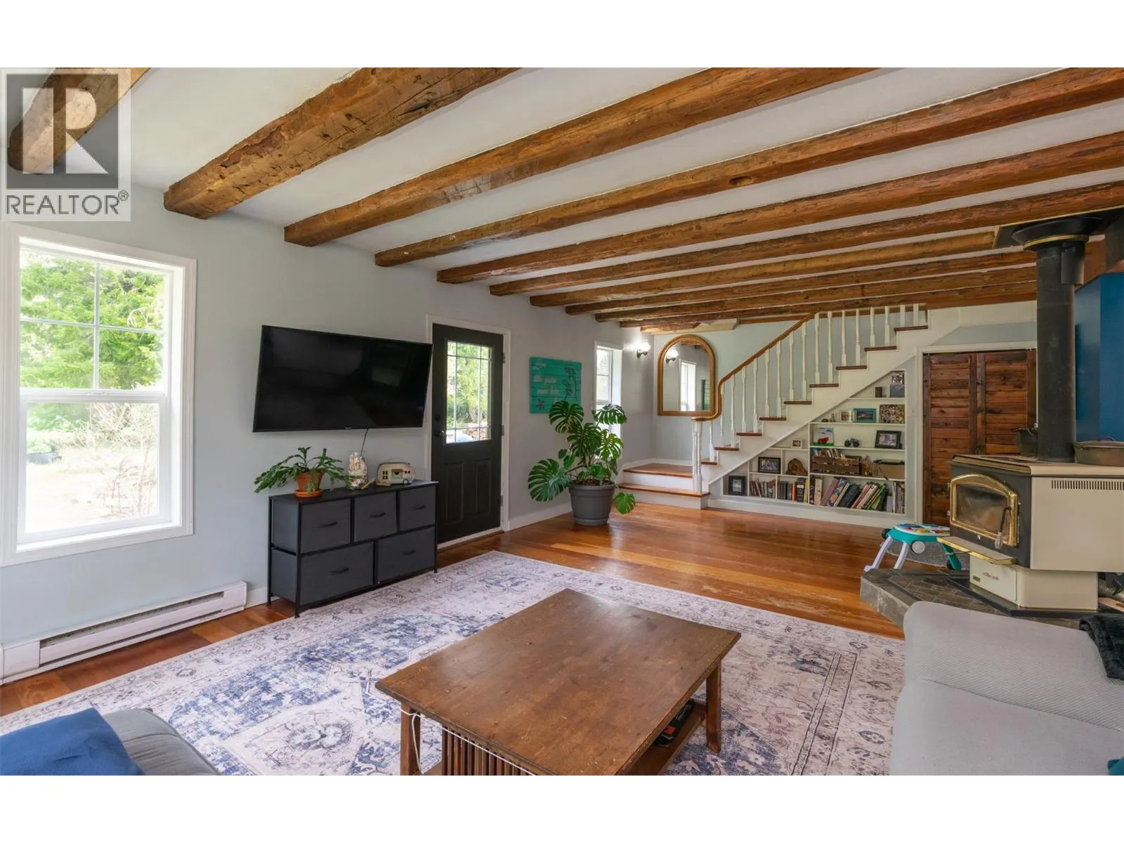 2904 Enderby Mabel Lake Road