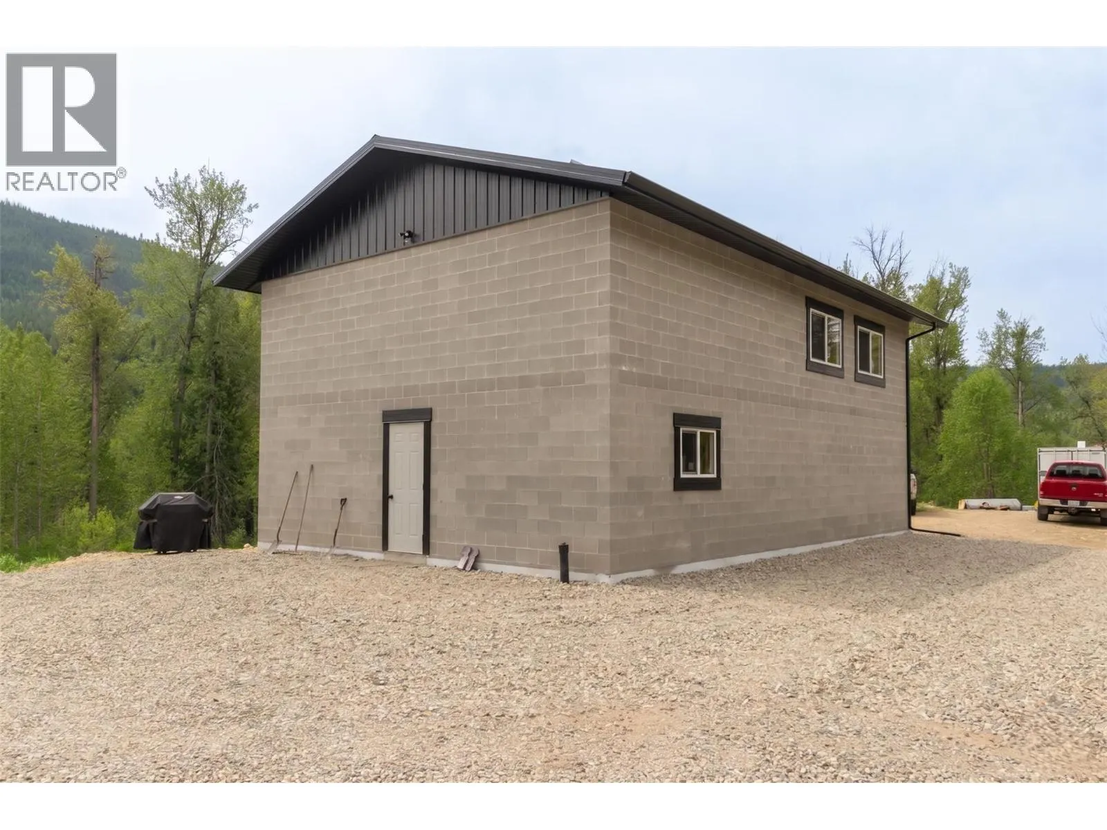 2904 Enderby Mabel Lake Road