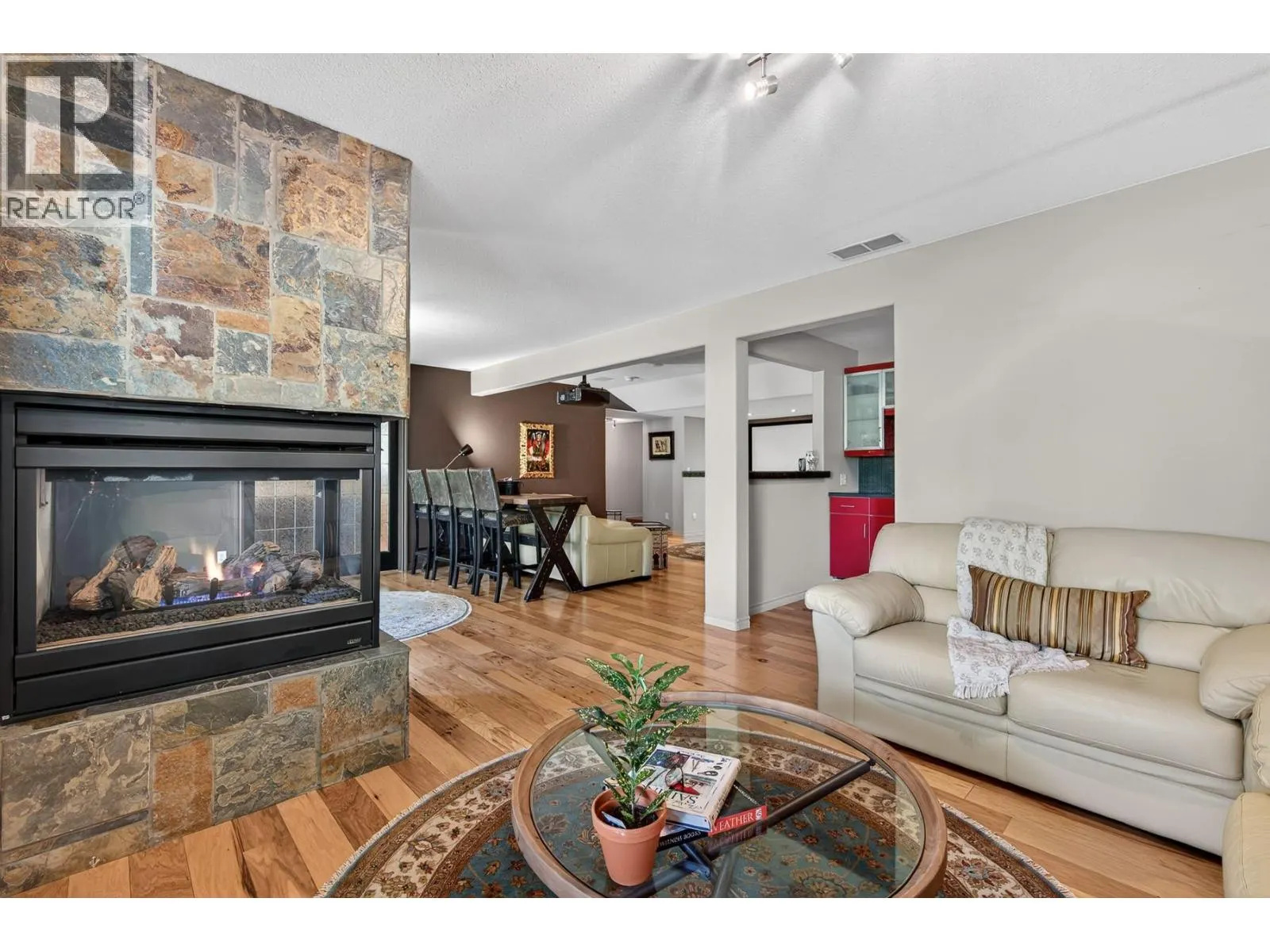 3929 Gallaghers Circle