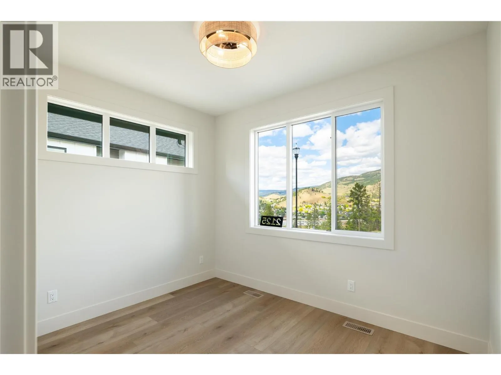 2125 Montenegro Drive