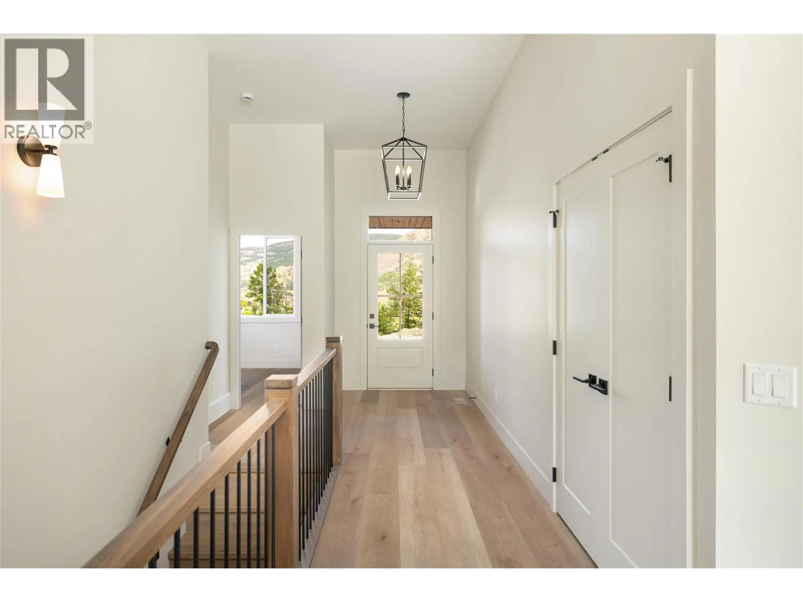 2125 Montenegro Drive