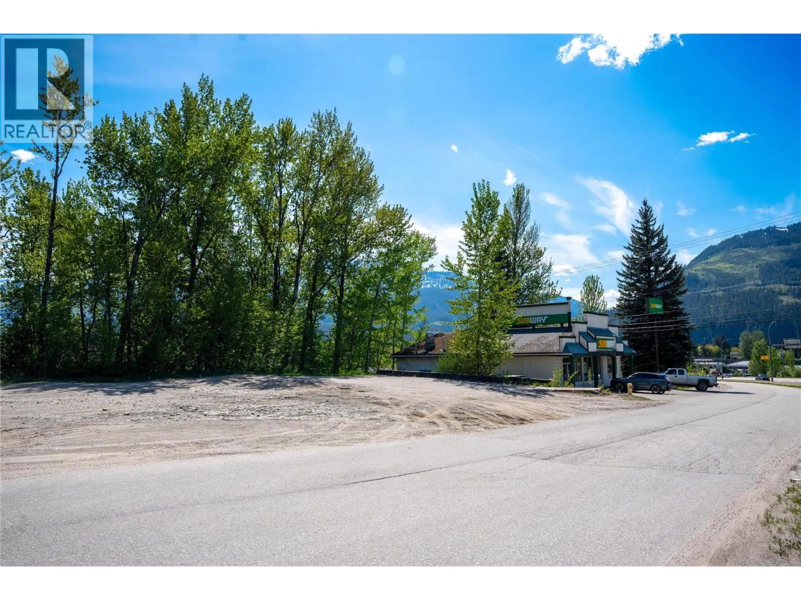 1792 Bend Frontage Road