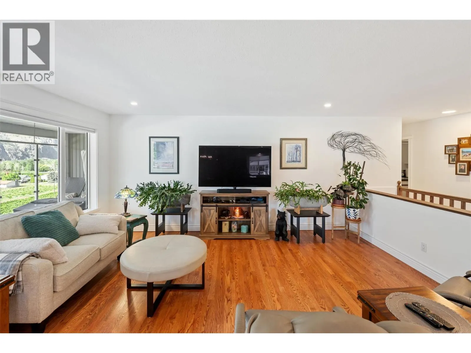 101 2nd Avenue
