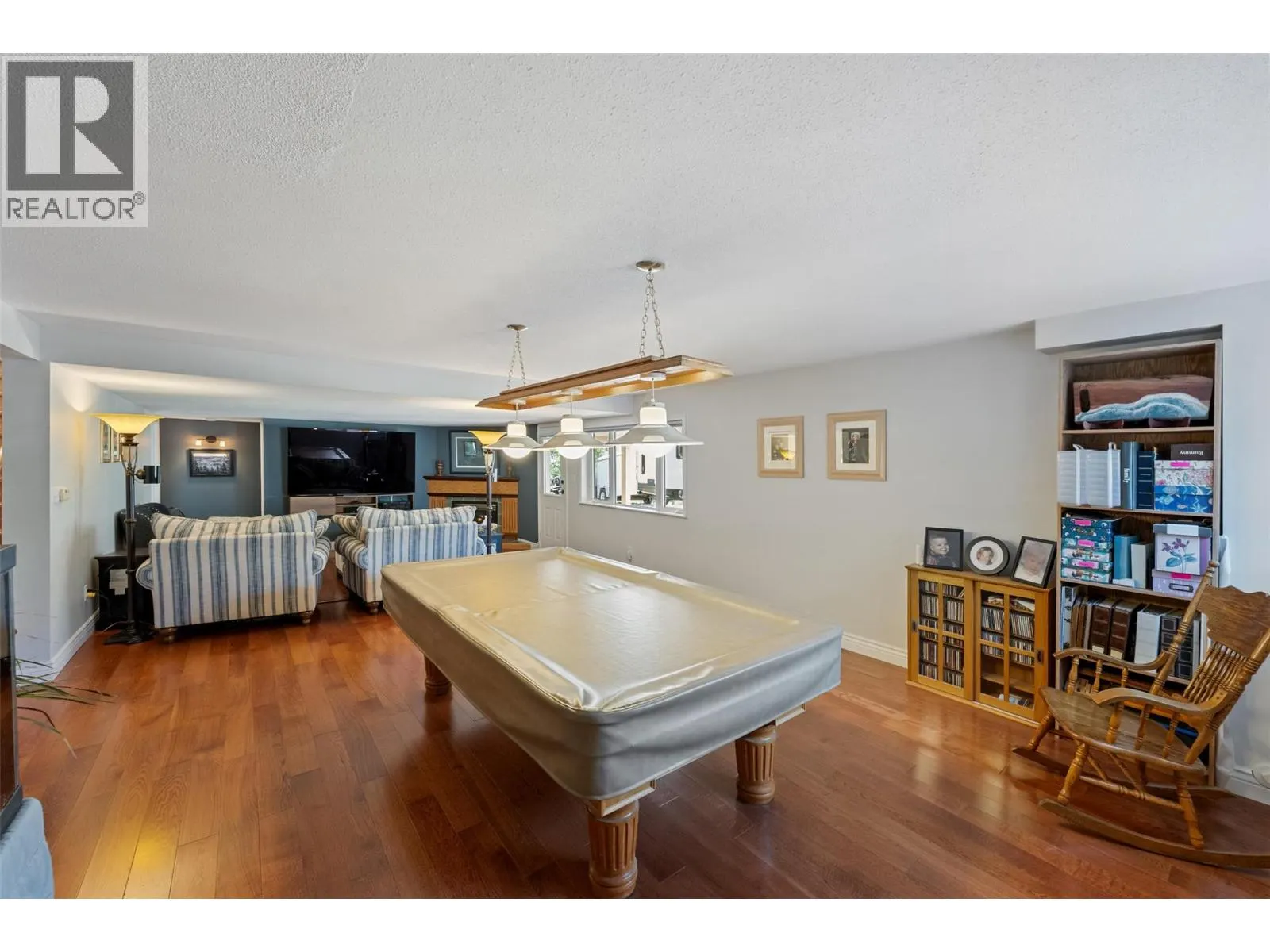 101 2nd Avenue