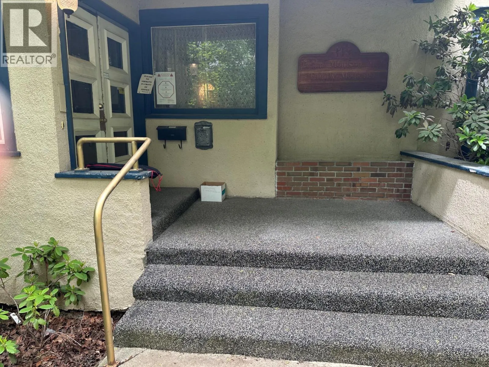 815 Baker Street