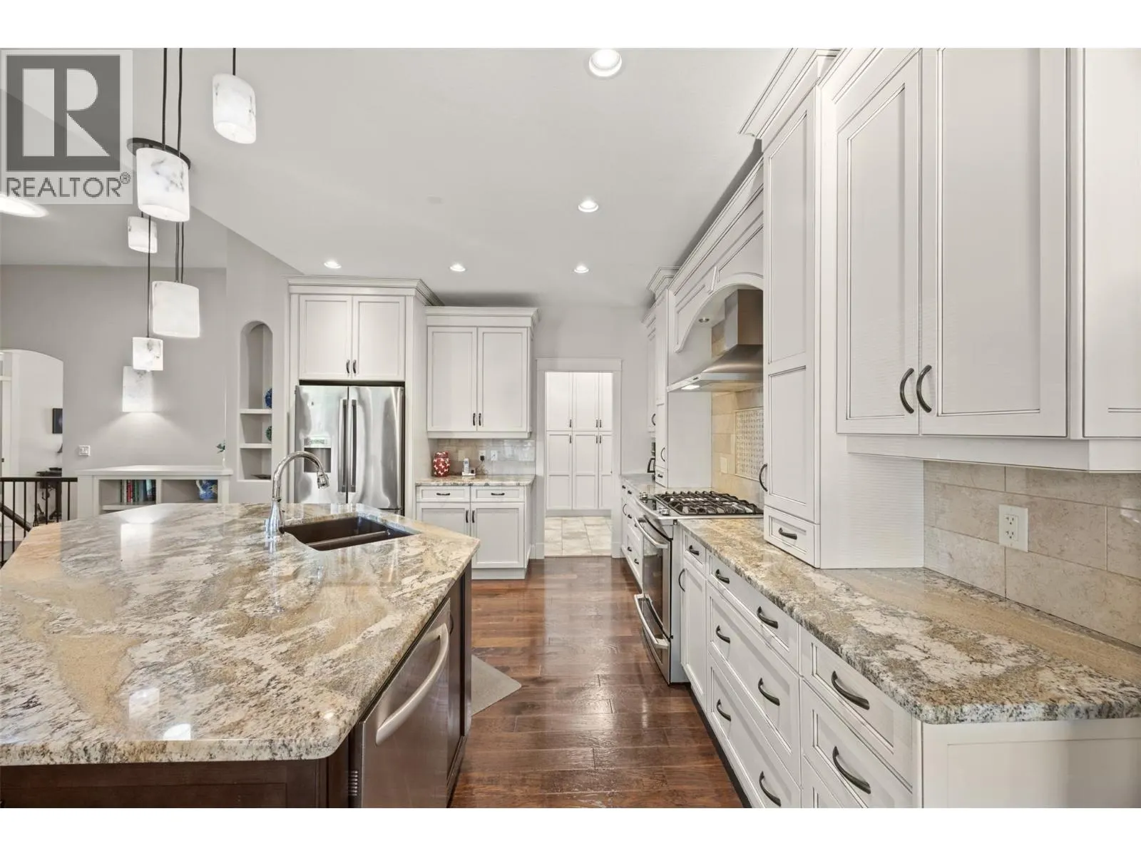 2497 Paramount Drive