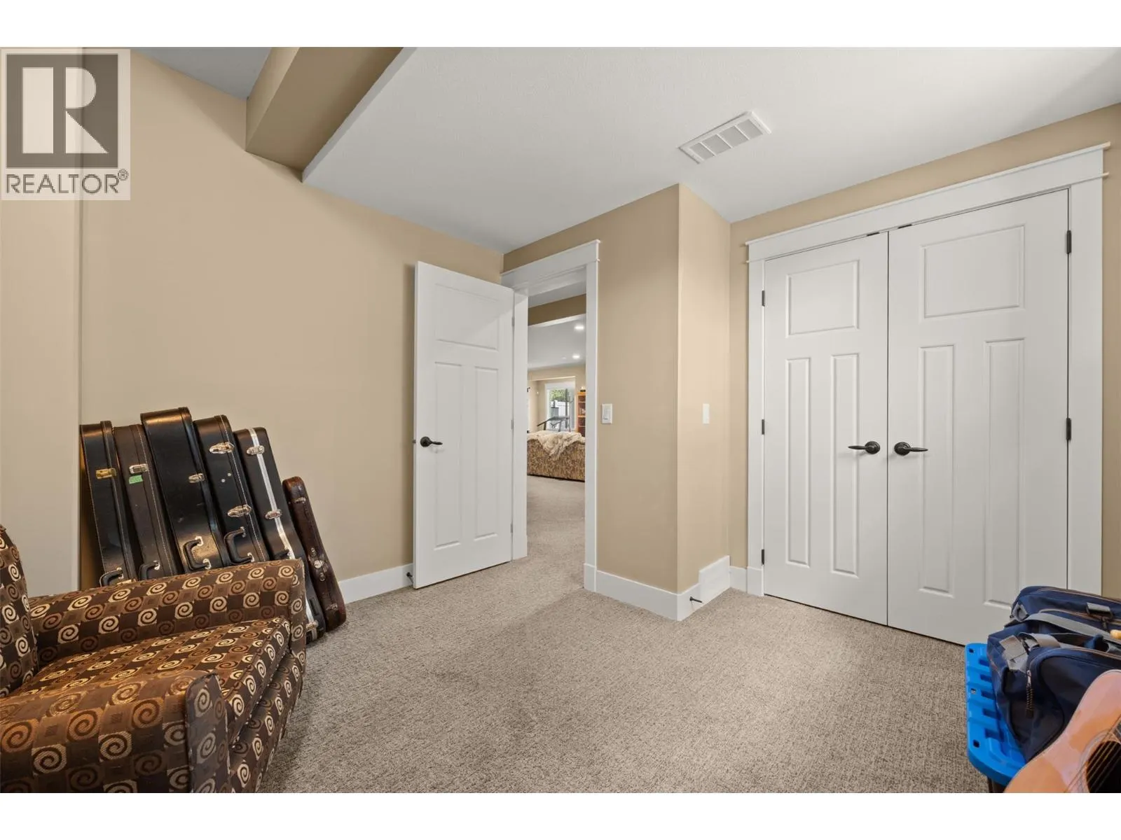 2497 Paramount Drive