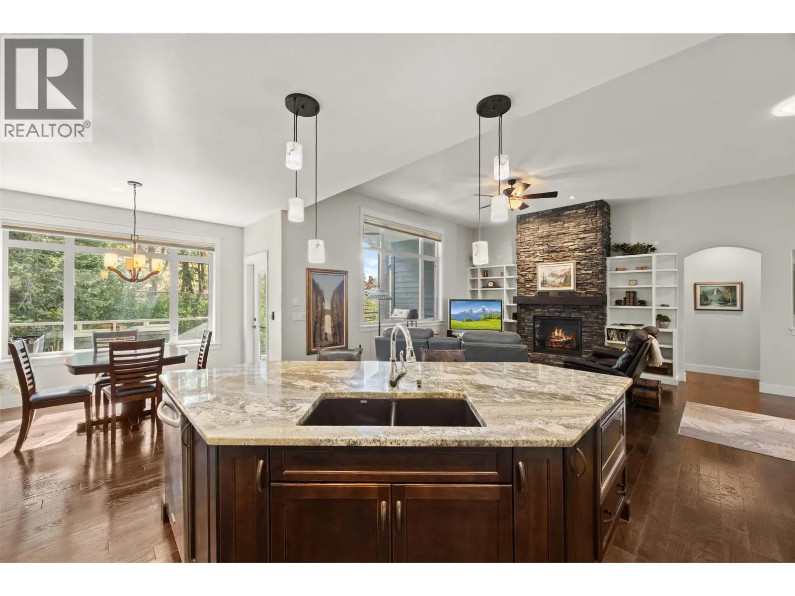 2497 Paramount Drive