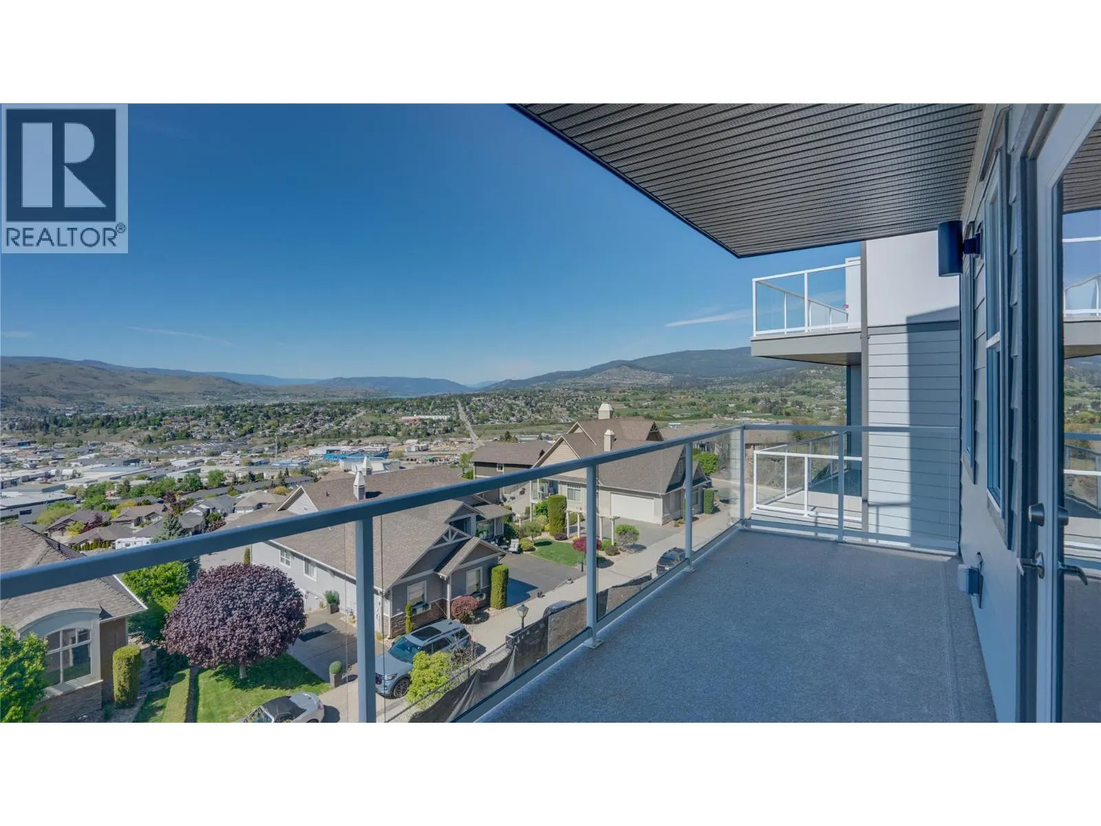 1050 Mt Revelstoke Place Unit# 3