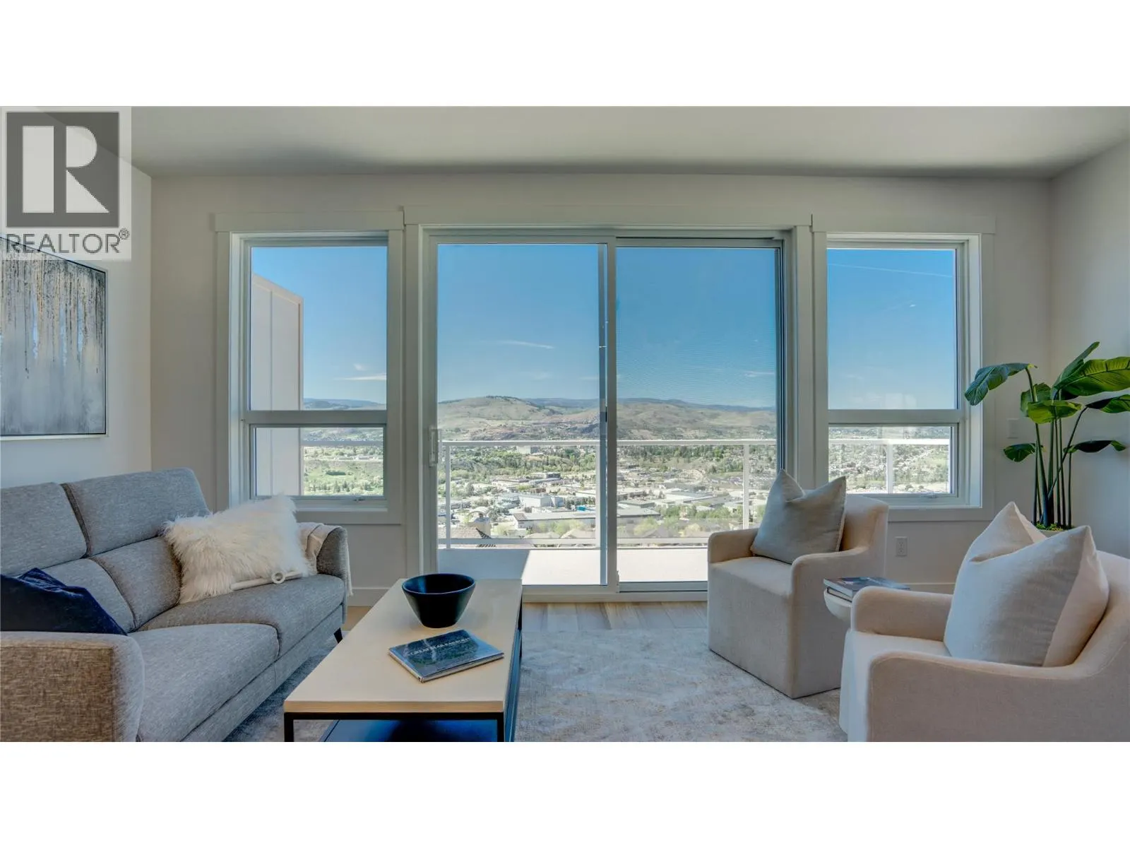 1050 Mt Revelstoke Place Unit# 3