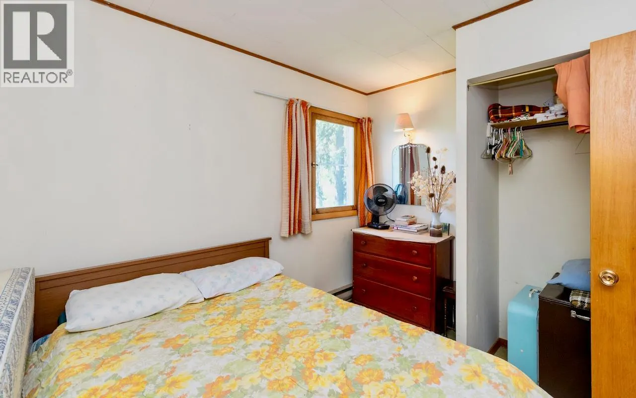 3035 Squilax-Anglemont Road