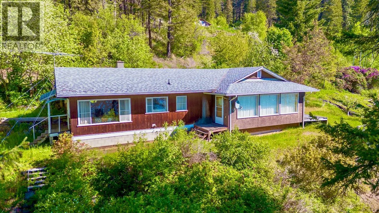 3035 Squilax-Anglemont Road