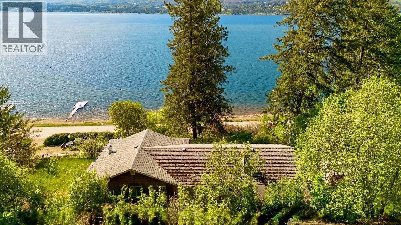 3035 Squilax-Anglemont Road