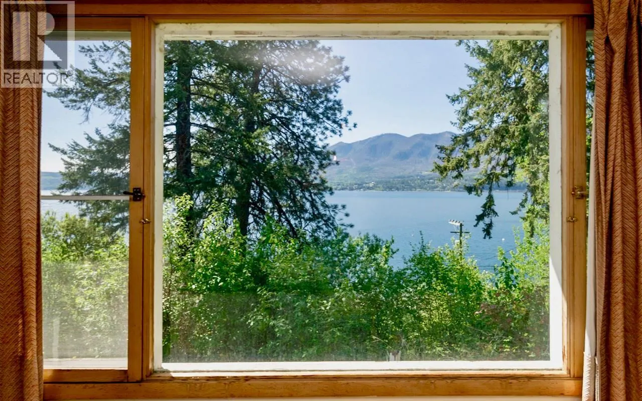 3035 Squilax-Anglemont Road