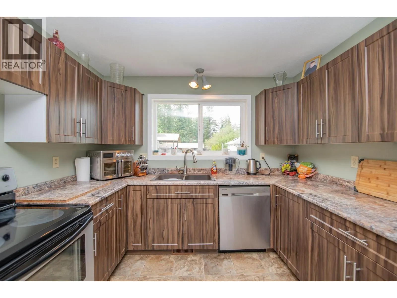 2250 Leblanc Street