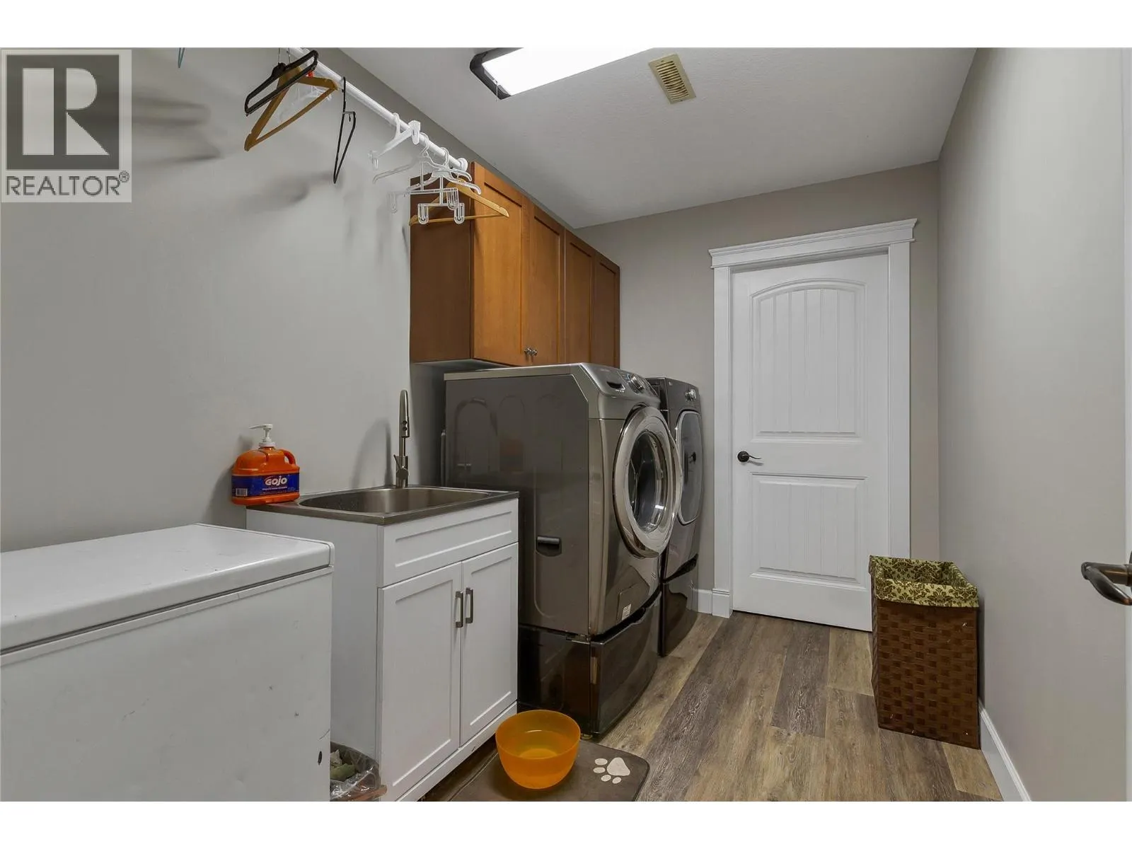 1449 Red Mountain Place
