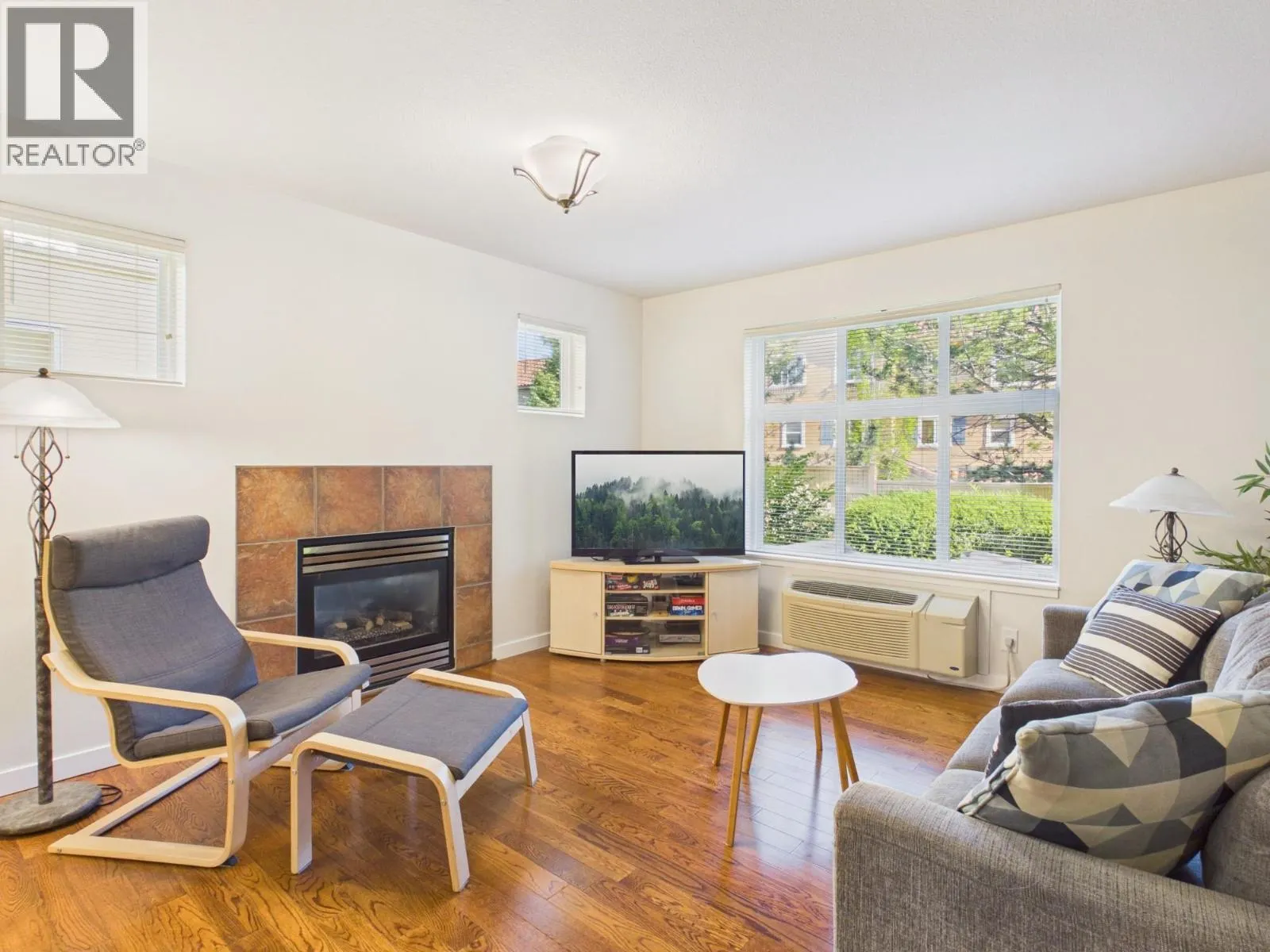 7600 COTTONWOOD Drive Unit# 6