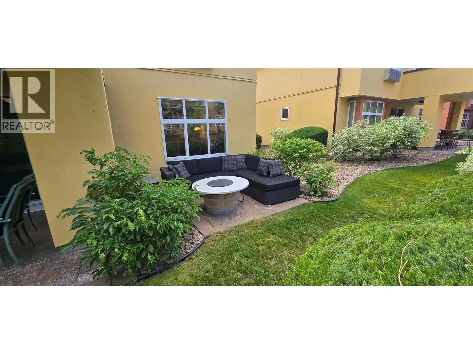 7600 COTTONWOOD Drive Unit# 6