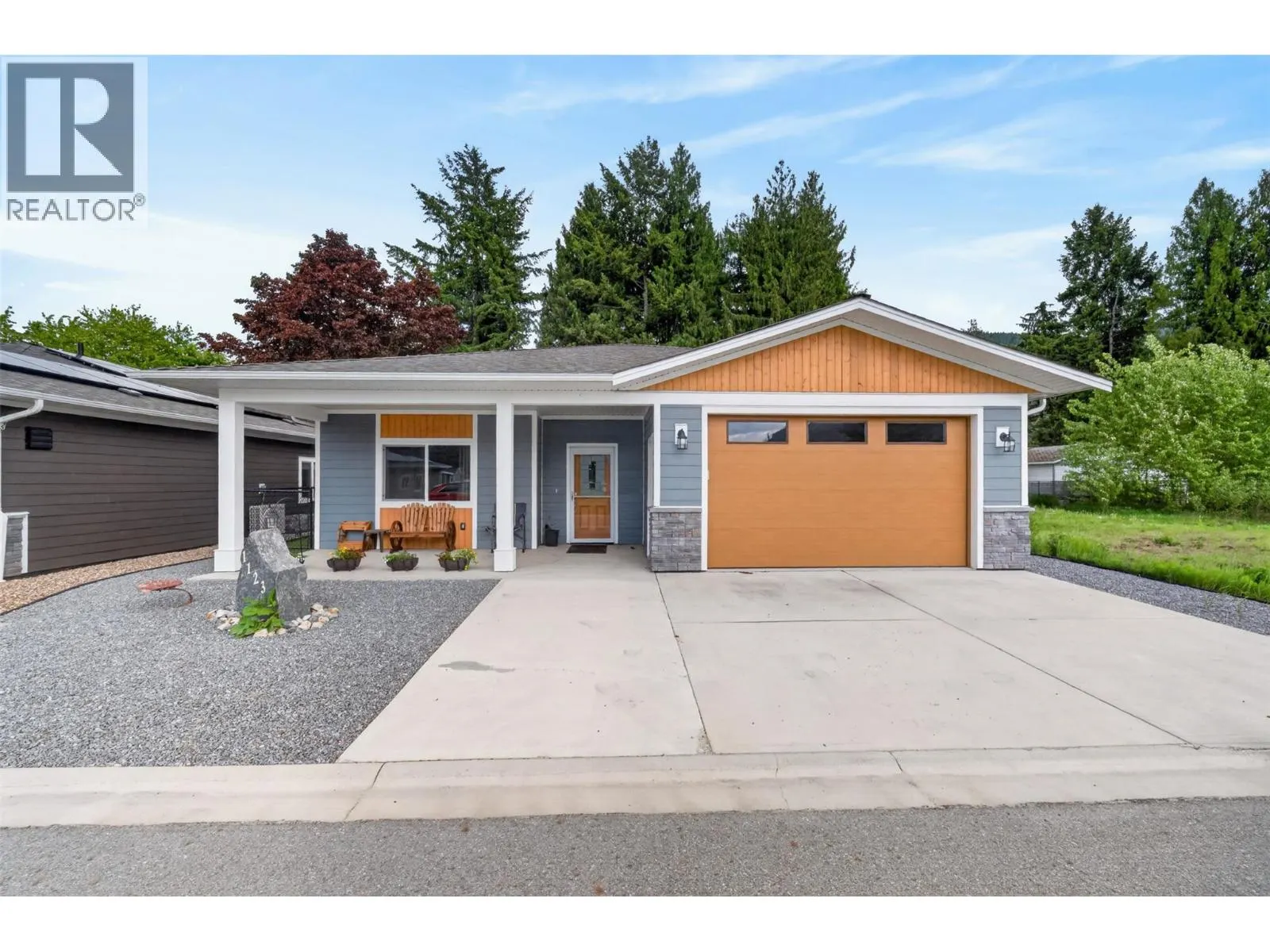 1123 Willow Row