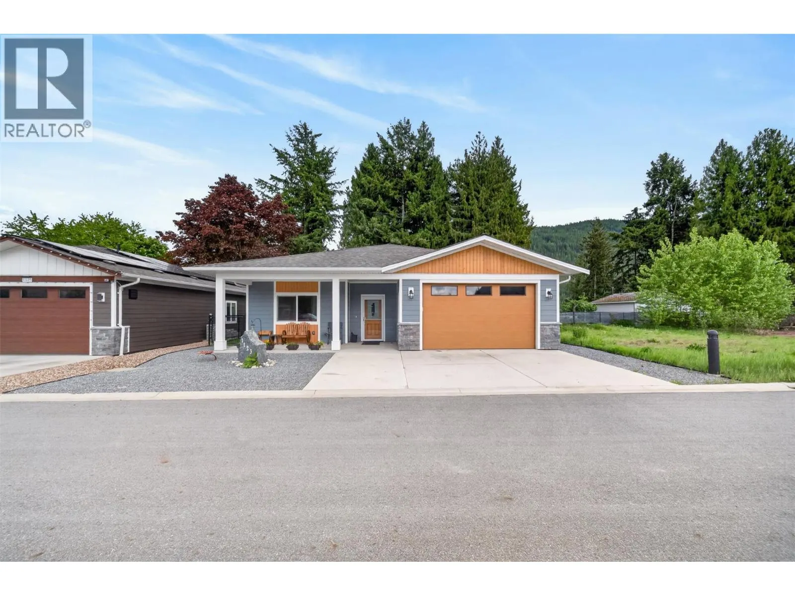 1123 Willow Row