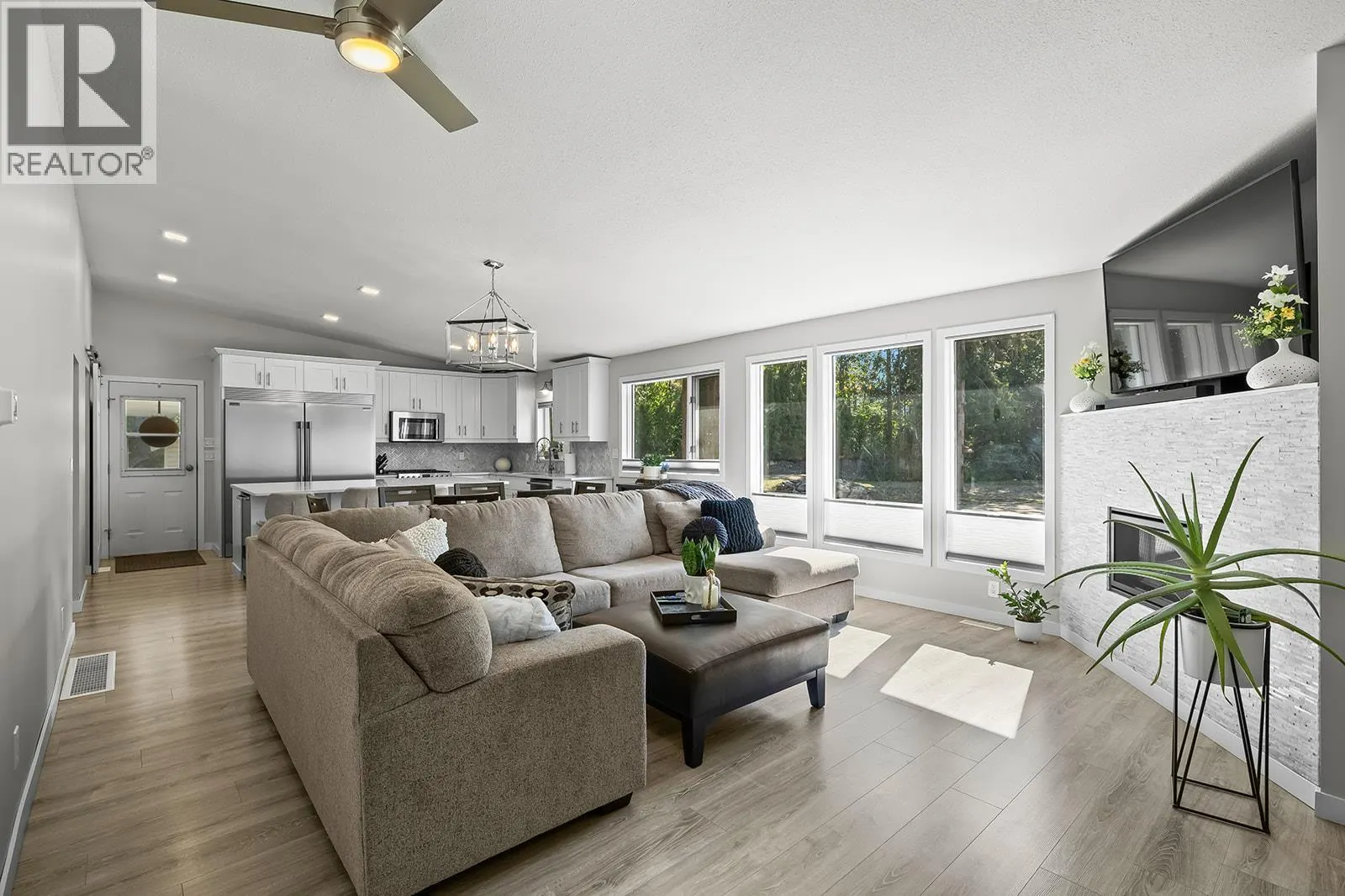 2239 Mayer Road