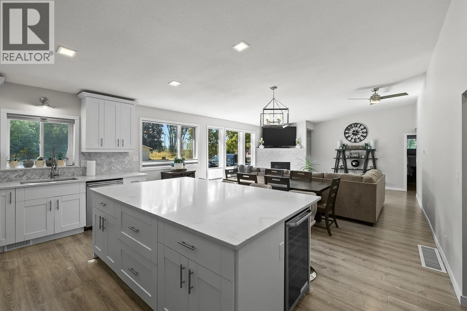 2239 Mayer Road