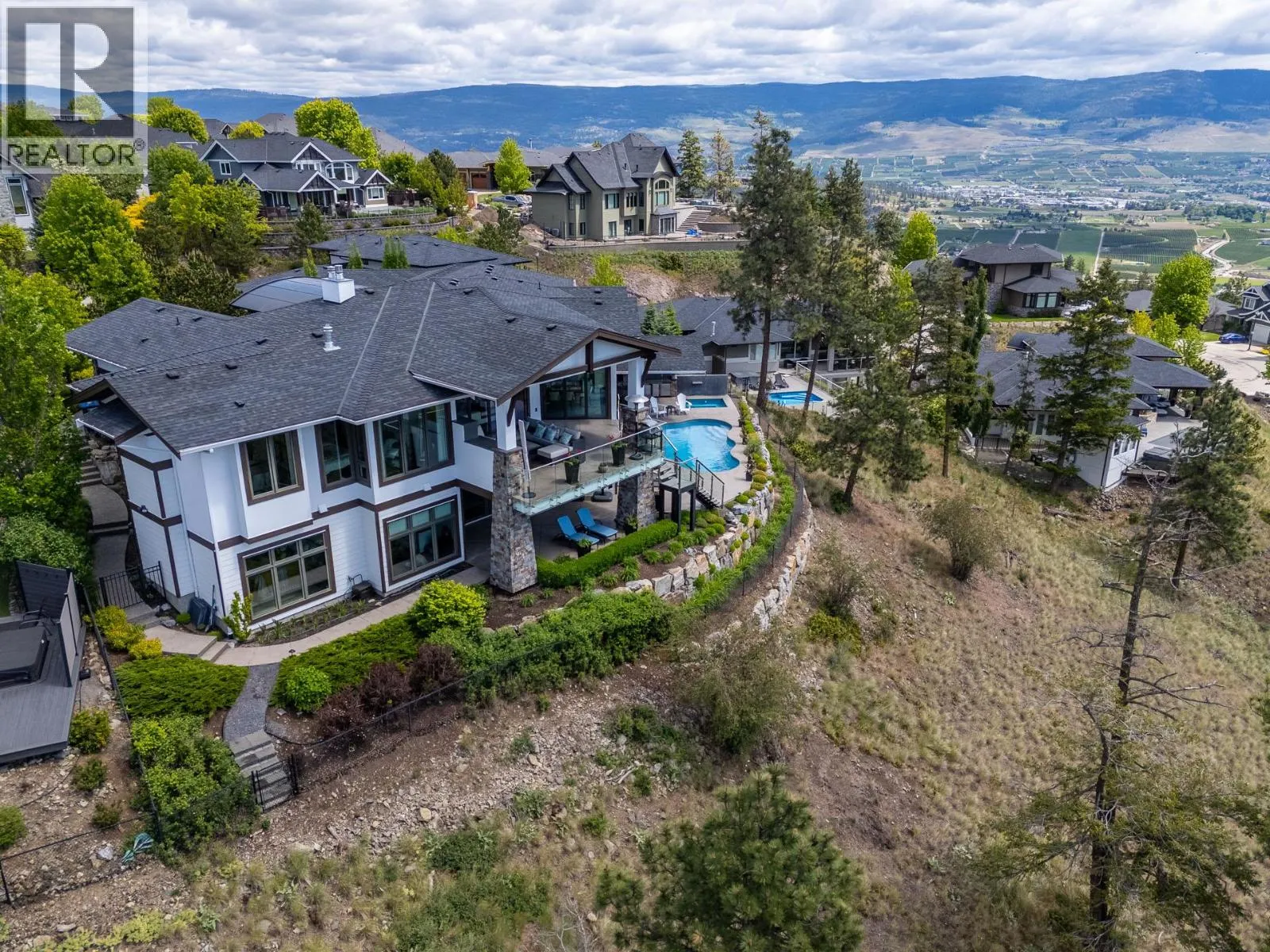 162 Skyland Drive