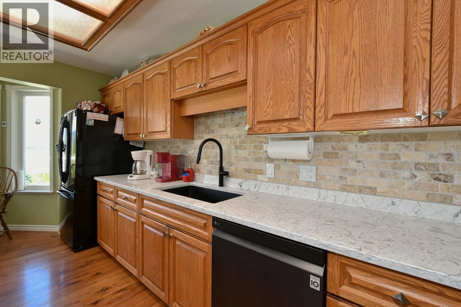 2860 Marine Drive