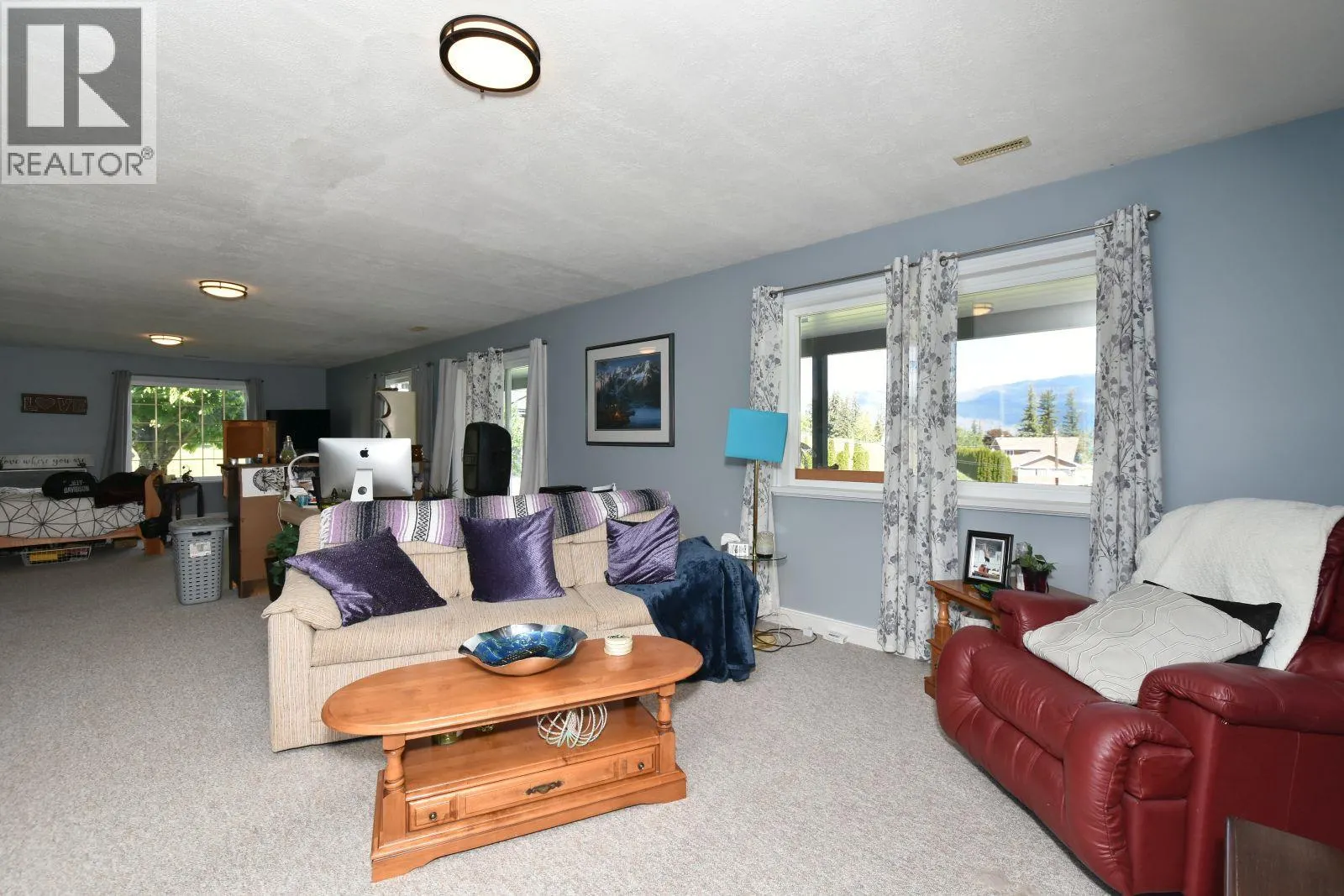2860 Marine Drive