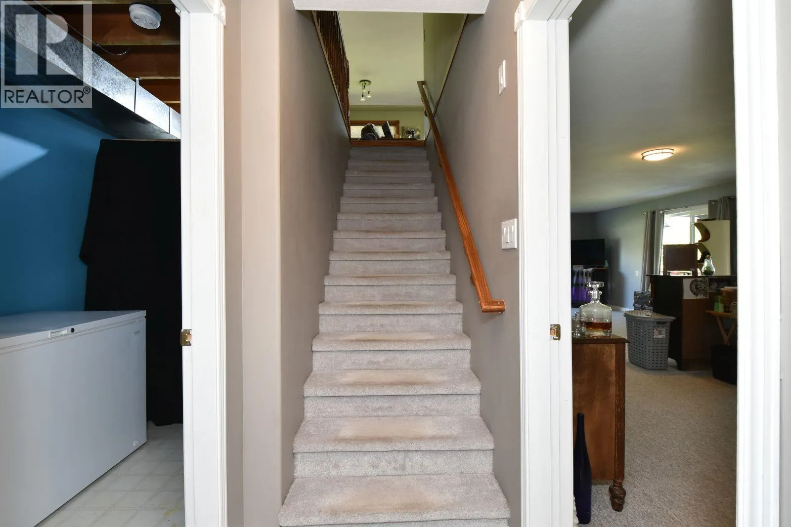 2860 Marine Drive