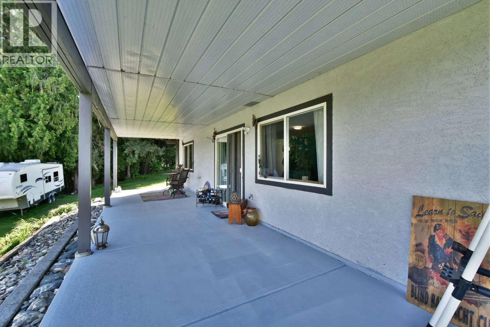 2860 Marine Drive