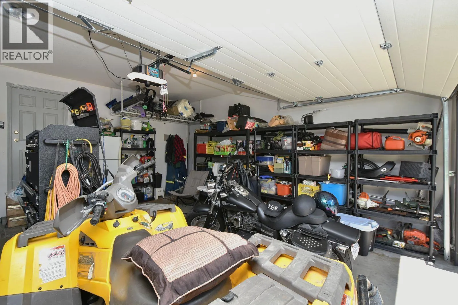 2860 Marine Drive