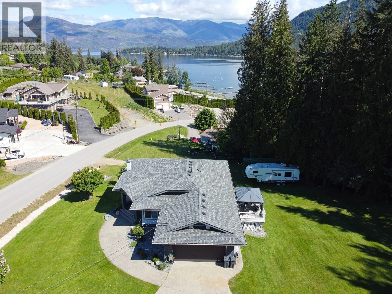 2860 Marine Drive