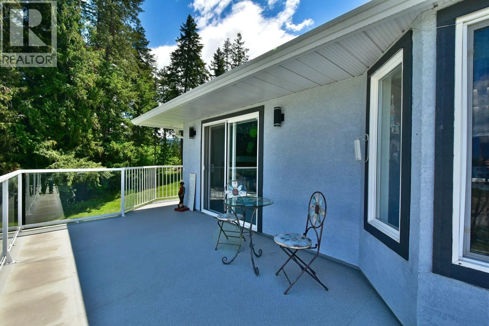 2860 Marine Drive