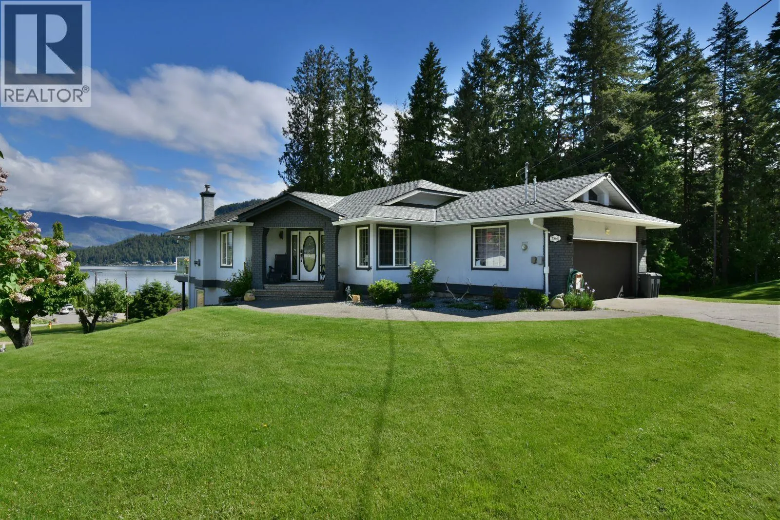 2860 Marine Drive