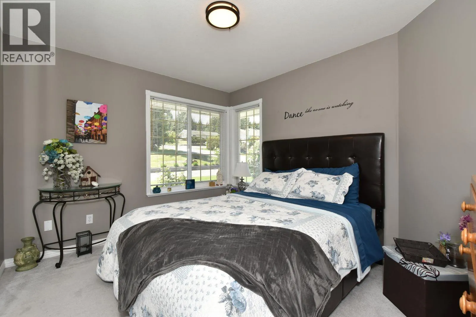 2860 Marine Drive