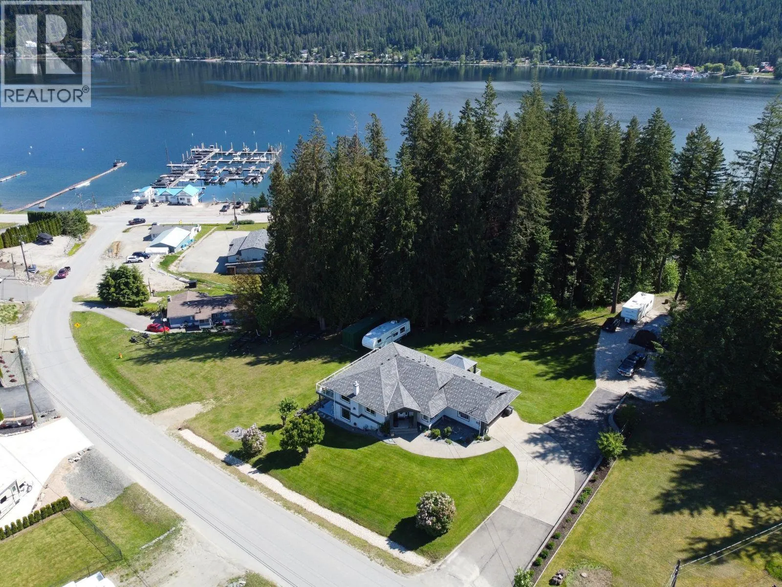 2860 Marine Drive