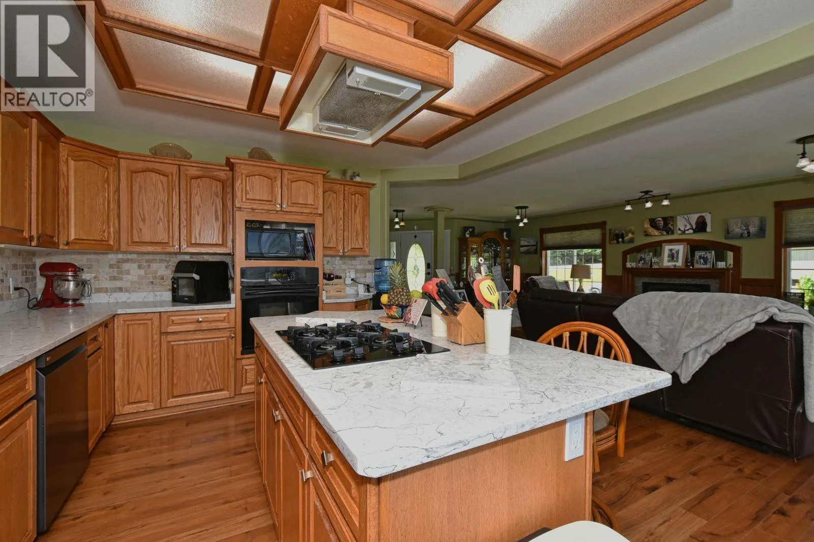 2860 Marine Drive