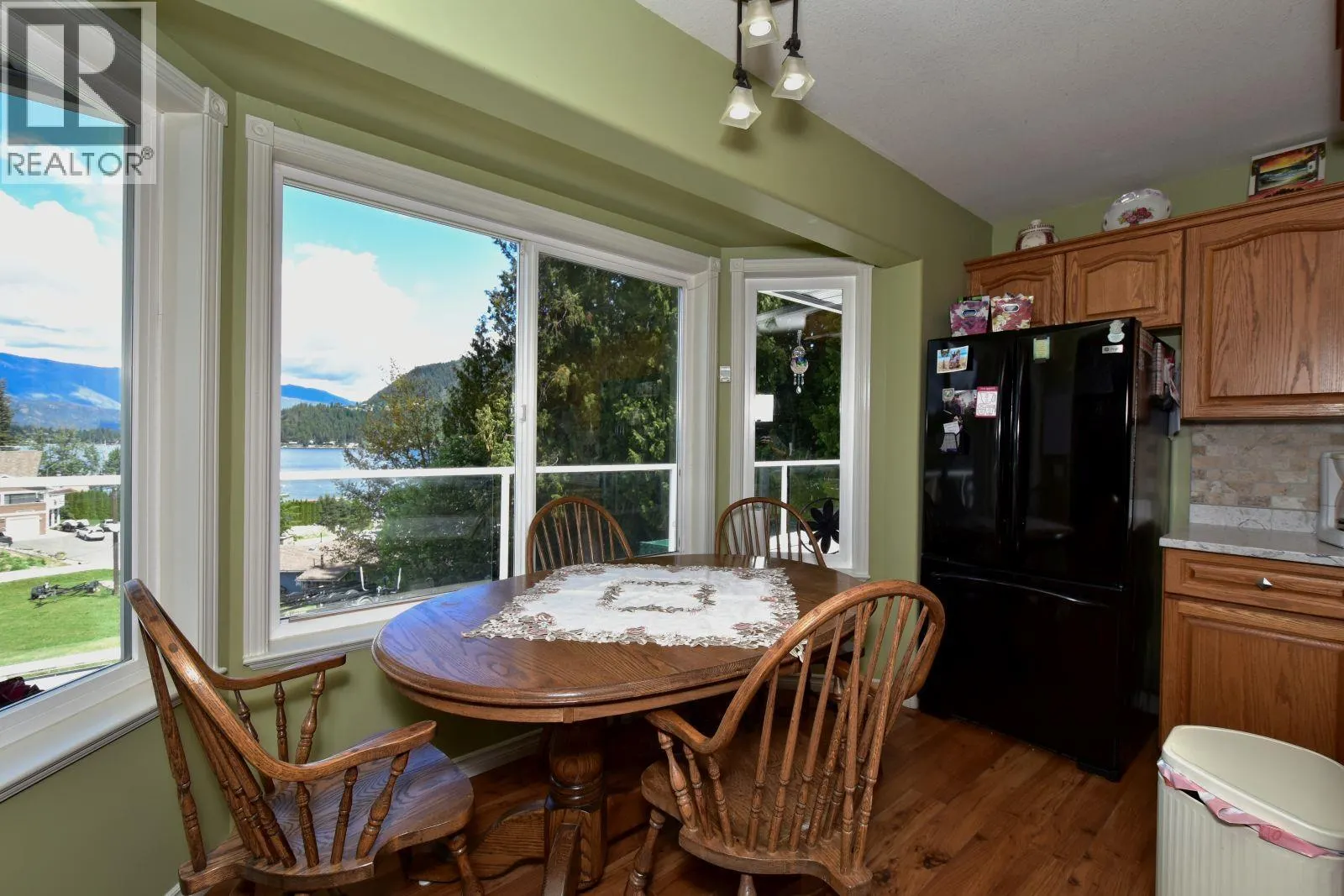 2860 Marine Drive