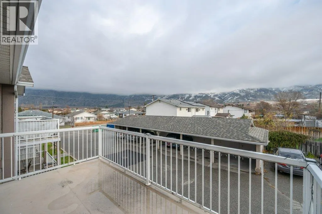 6201 Maple Drive Unit# 206