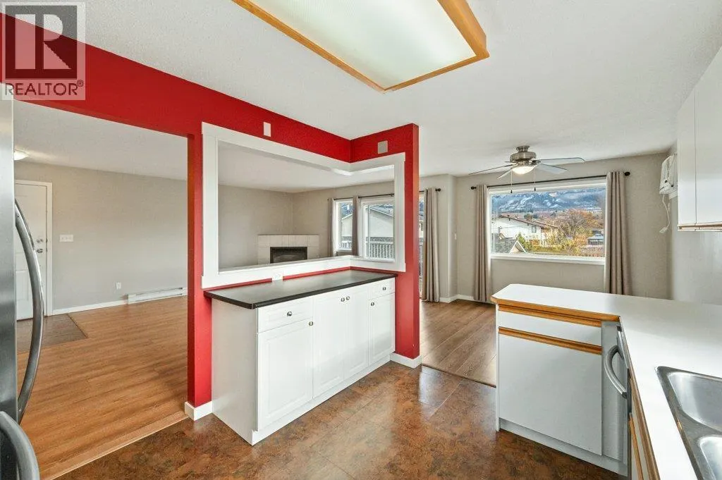 6201 Maple Drive Unit# 206
