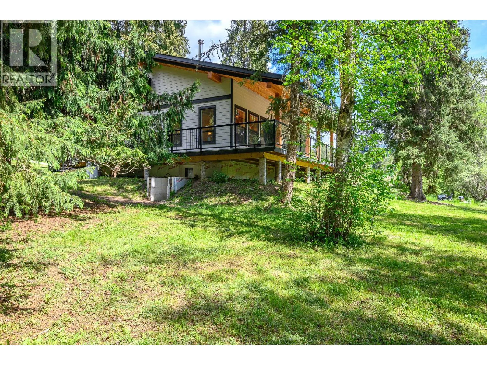 522 North Fork Road