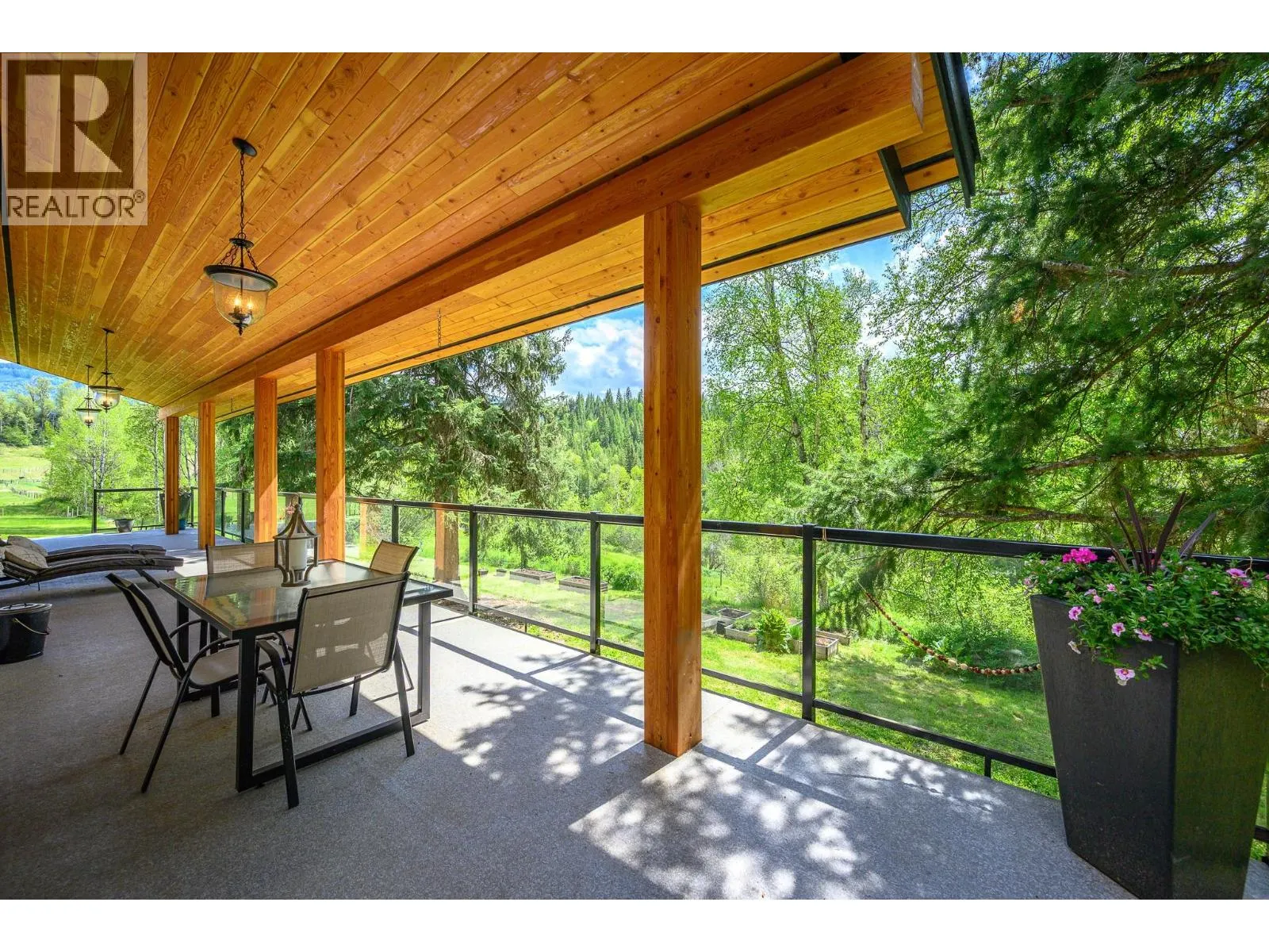 522 North Fork Road