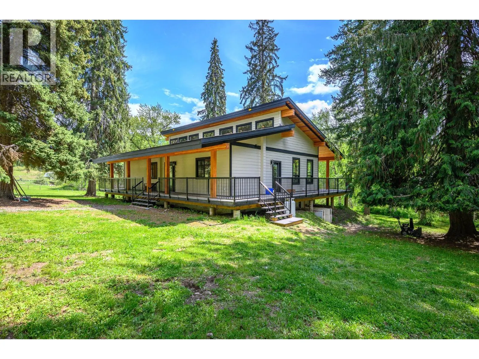 522 North Fork Road